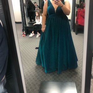 Sydney’s closet plus size teal prom dress